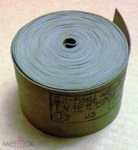 Резинка-это или ластик канцелярский, или то что на член надевали....А на рогатку идеально подходил жгут медицинский! Желтый в идеале, серый жесткий, плохо тянулся и быстро рвался! Были еще польские жкуты,  черно-красно-зеленые, трехслойные! Но дорого стоили и в рулоне мало было...А рогатину каждый под себя делал, индивидуально! Кто то любил крупные, что бы камни особо не выбирать, кто то наоборот мелкие с риском по пальзам камушком засадить!