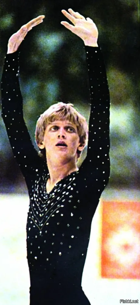 Сальто было запрещено на этапах, идущих в зачёт, однако на показательных выступлениях кое-кто его исполнял. Например чех Йозеф Сабовчик.