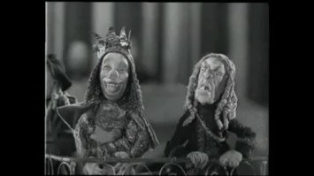 Кого то ты мне напоминаешь, тётенька...