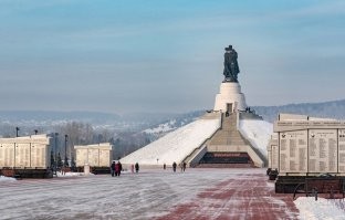 Мемориальный комплекс "Героям-Сибирякам"