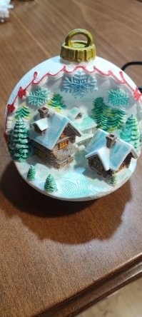 Красотища!
У меня дочка только начинает, после художки.
Папа печатает, она украшает)