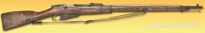 Винтовка М/24 использовалась силами самообороны (Suojeluskunta). Такой вывод можно сделать по литере «S» с пёрышками в шестиугольном щите.
Финские винтовки М/24 также являются очень редкими экземплярами, применявшимися финскими силами самообороны.