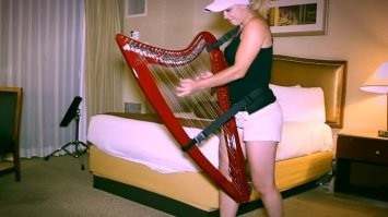 Хит 90-х на арфе