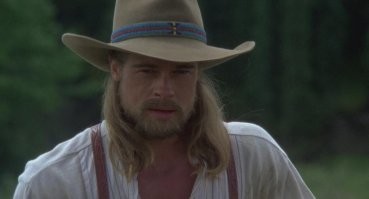 Автор или авторы, например «Легенды осени» хоть смотрели?? Там Бред Пит играет Тристана, среднего из братьев! По фильму, абсолютно дикий и протестующий против всех устоев, этикетов и мод персонаж! Так что его длинные волосы и борода, кстати не всегда, вполне вписываются в сценарий! Классный фильм, классные актеры, очаровательная Джулия Ормонд!