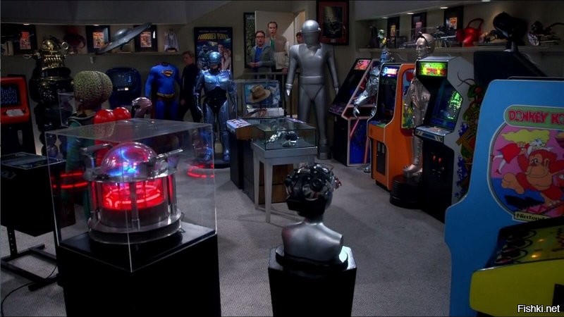 Фанат «Звёздных войн» превратил свою мужскую берлогу в настоящий звездолёт