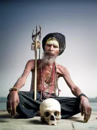 Так вы не путайте, богов и святых..