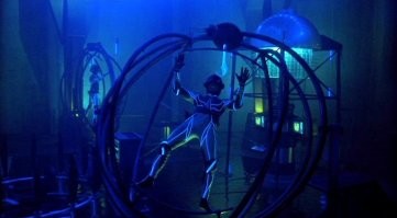 Газонокосильщик (1992) по боливудски!