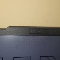 Случайно обнаружил скрытую камеру в крышке ноутбука