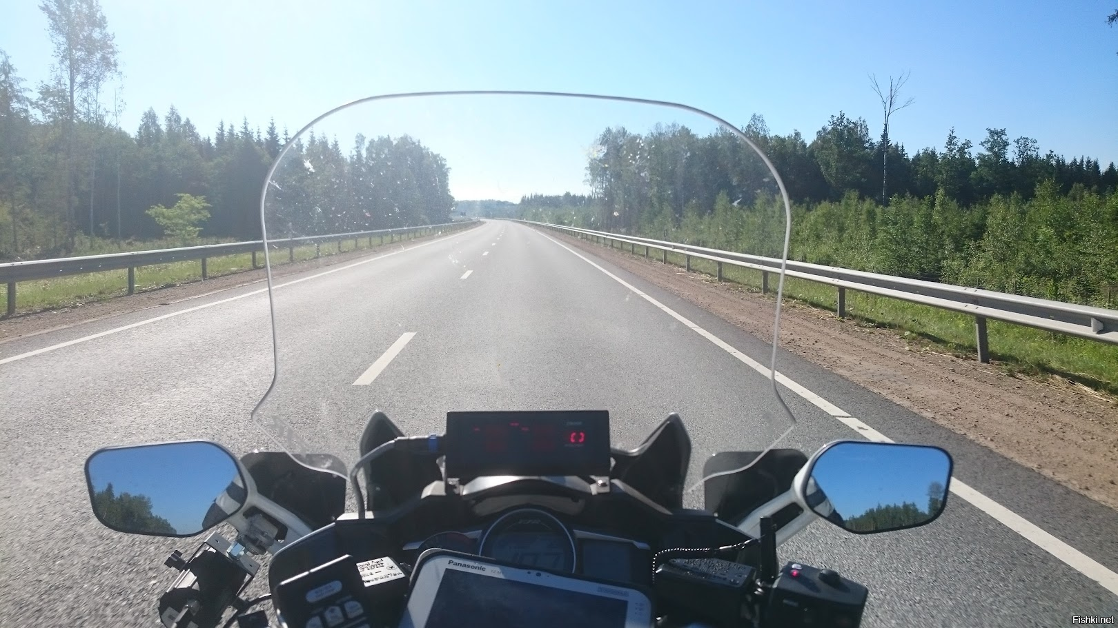 В машине удобнее, чем на мотоцикле