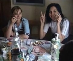 Под эту легендарную песню The Chemical Brothers немного другое видео больше подходит