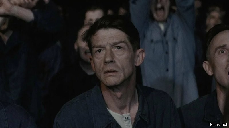 В Казахстане за порядком во дворах теперь следят «говорящие» полицейские дроны