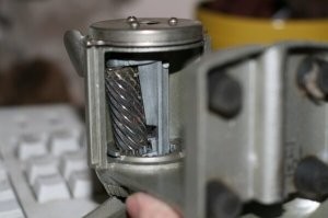 Х.з...  Эта всегда устраивала.  
И, честно говоря, с детства завораживал процесс заточки в ней.