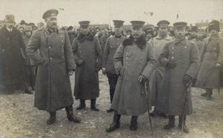 Ну конечно...  Не было никаких интервентов,  никто с ними не воевал...
А японцы? Интервенты или нет?
Япония - Владивосток, Сахалин, Приморье...   К октябрю 1918 года численность японских войск в России достигла 72 тысяч человек.