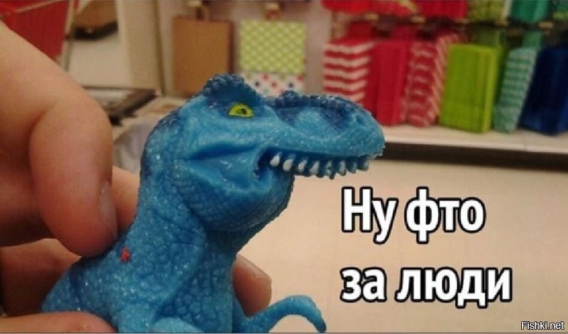 Стример потерял лицо и волосы в прямом эфире разрушив миф об идеальной внешности за одну секунду