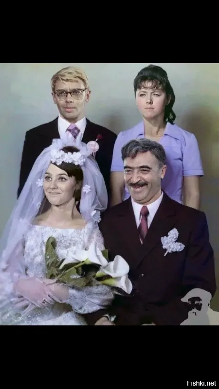 Так Шурик же с Лидой были свидетелями, не?