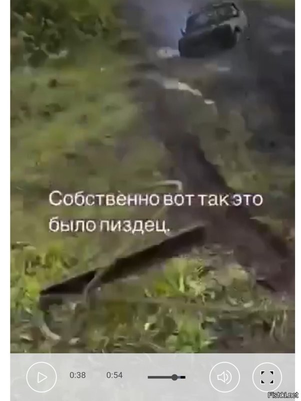 Ожидаемо. 
Нужно было хоть немного откопать Ниву. 
Она же даже не дёргалась при рывках. 
А бампера там не очень крепко держатся.