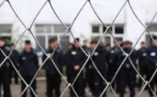 Ну вот, были студенты - стали абитуриенты, исправительных учреждений.