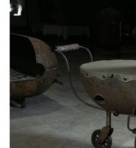 Там мангал рядом, тоже из мины, это просто прикол такой.