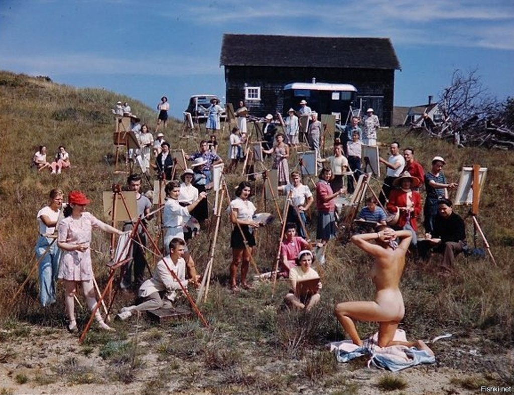 Друг просил передать.