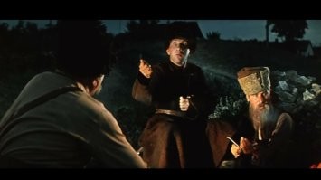 Бразильцы сняли плывущие по улицам города гробы