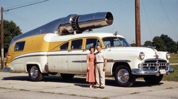 Гараж несбывшихся надежд: в соцсетях запустили самый честный мужской флешмоб о главном