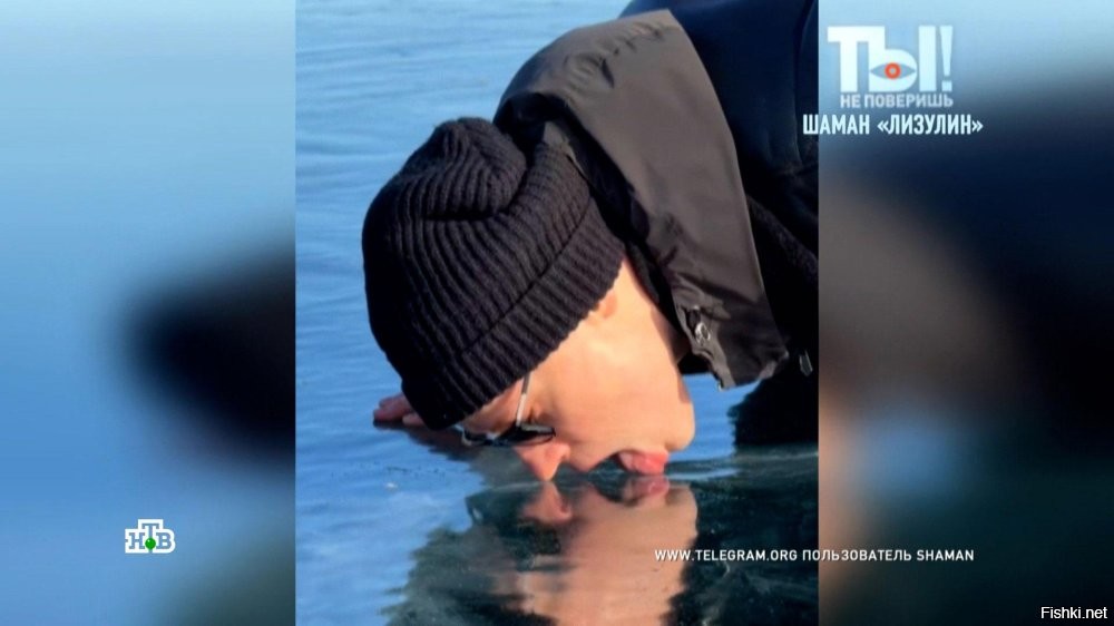 Туристы лижут скульптуры человеческого тела из сахара