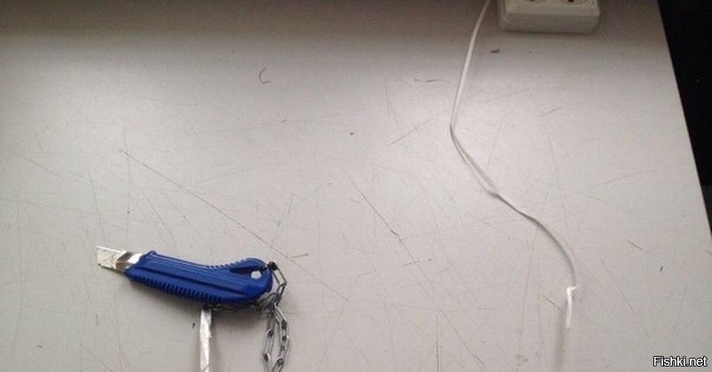 Клептомания   психическое расстройство, характеризующееся неконтролируемым, повторяющимся и независимым от материальной нужды влечением к воровству.