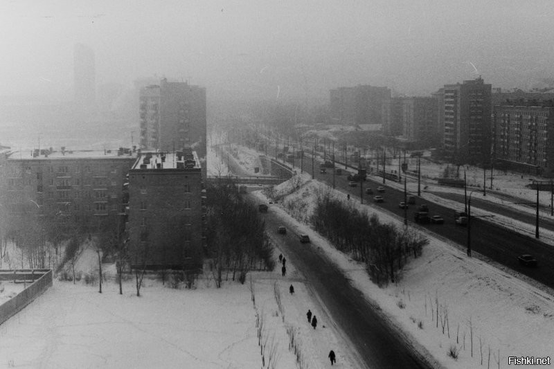 Москвва, проспект Мира в сторону центра. Мост через реку Яуза. 1977 год.