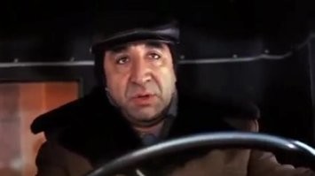 Таксист приехал за пассажиром на «КамАЗе»