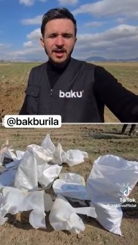 Странно - вчера как появилась эта новость - все написал и объяснил,  сегодня моего коммента уже нет. Фишки - что правду надо стирать? 
ну ничего - я не гордый озвучу еще раз. 
эту новость сейчас активно выкладывают оппозиционеры - причем как всегда не полную. Это мешки в которые собирали остатки БПЛА. (просто не нашли других в тот момент). 
"На самом деле все гораздо смешнее: эта надпись там реально есть, но … ОНА НА МЕШКЕ, в который собрали обломки дронов. 
И мешок этот самый что ни на есть азербайджанский, гражданский мешок из-под сахара. Полностью надпись на нем звучит так: “Azərbaycan Şəkər istehsalat birliyi”, «Производственное объединение Azərbaycan Şəkər”." - 

 - вот ссылка. 

если еще раз коммент админы сотрут - будем знать что на Фишках такие же "правдолюбцы" печатают только что им выгодно...