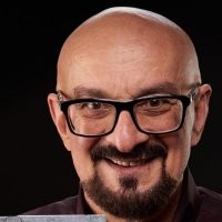 Вылитый Сталик Ханкишиев!