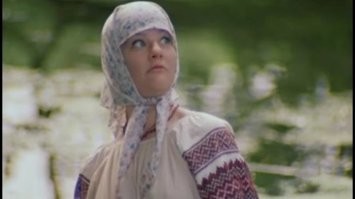 Амор. И глазами так у-у-у-у...