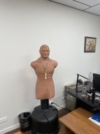 У меня в офисе в комнате у водителей Герман стоит) Блин надо было Зинаиду брать конечно...))