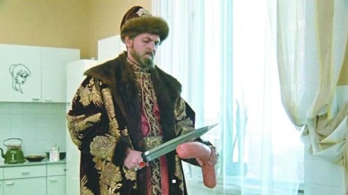 Извращенец показал школьнице свой половой орган