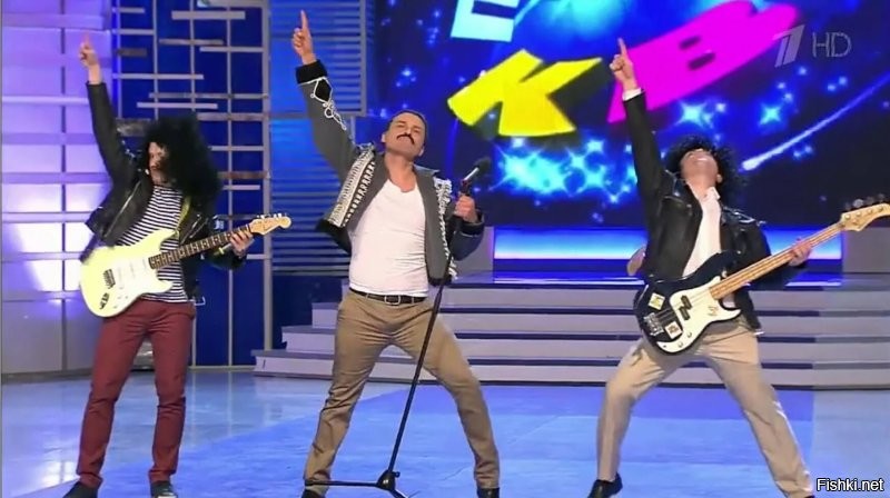 Вспоминаем легендарное выступление "Союза" в КВН. Там про кино тоже пелось))