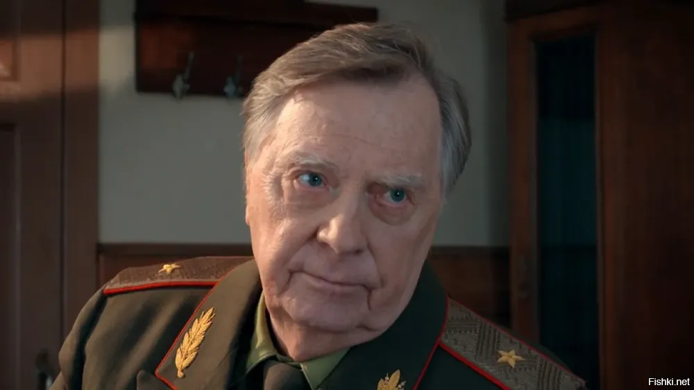 Решил посмотреть фильмографию Анатолия Кузнецова (1930-2014)... Испытал шок! Снимался с 1954 года- "Опасные тропы". Крайняя работа 2012г.- "Мосгаз". 108 ролей, маленьких эпизодических и больших (эпопея "Освобождение"). Озвучка и дубляж- 43! 
Вот такой он, наш красноармеец Сухов!!!