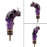 Я бы сказал "срущего бульдога". Это наверное был зонт для прогулок с собакой.