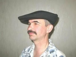 У фуражка в комплекте будет?