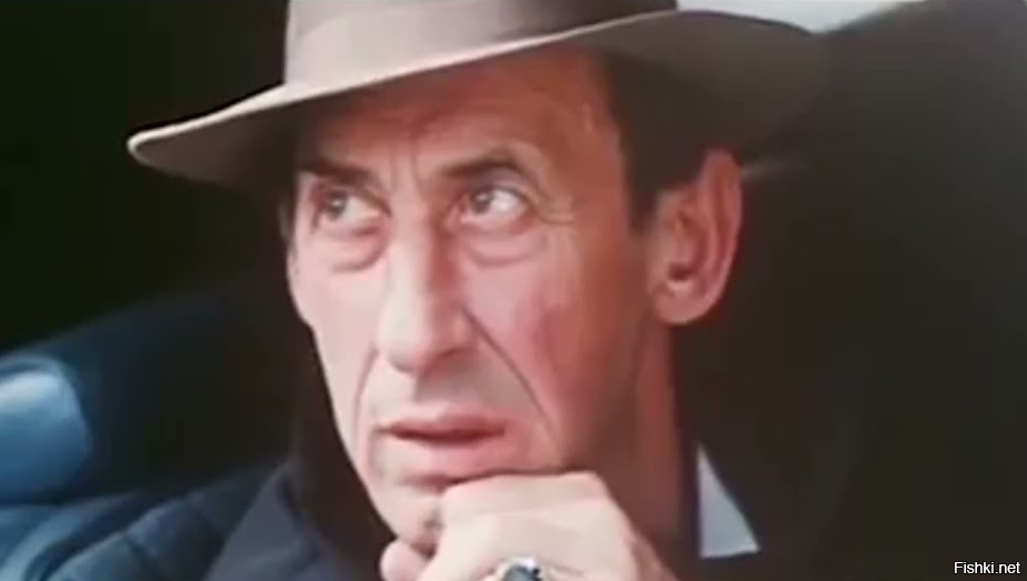 Где у него кнопка?