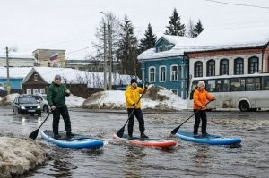 Торжок стал новым центром притяжения для любителей сапсерфинга.