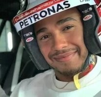 Семикратный чемпион, и самый титулованный гонщик Формулы 1.