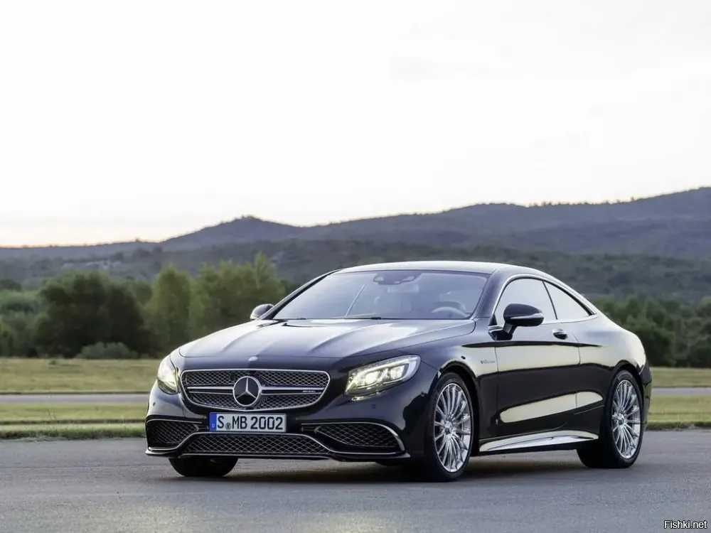 есть s-класс специально "для водителя"
.
.
.
вижу, народу правда про б\у членовозы не нравится......
.
естессно, когда наемный водила за рулем, на машину ему плевать, шеф новую через 3-4 года купит.... лично видел, как мастера в Мерс-центре в-полцены продавали фирменные фильтра, масло и расходники за наличку......идиоту понятно, откуда излишек берется....