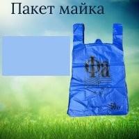 Девушка «выгуливает» гигантский самосвал