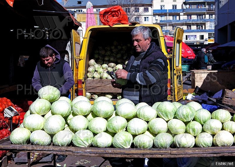 - Эй, дарагая. Зачэм абижаешь