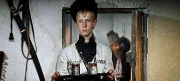" - А Иночкин в лагере, а Иночкин кино смотрит!"
