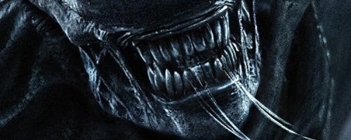 Я увидел Чужого, и ему улыбнулся!
И Чужой улыбнулся в ответ!