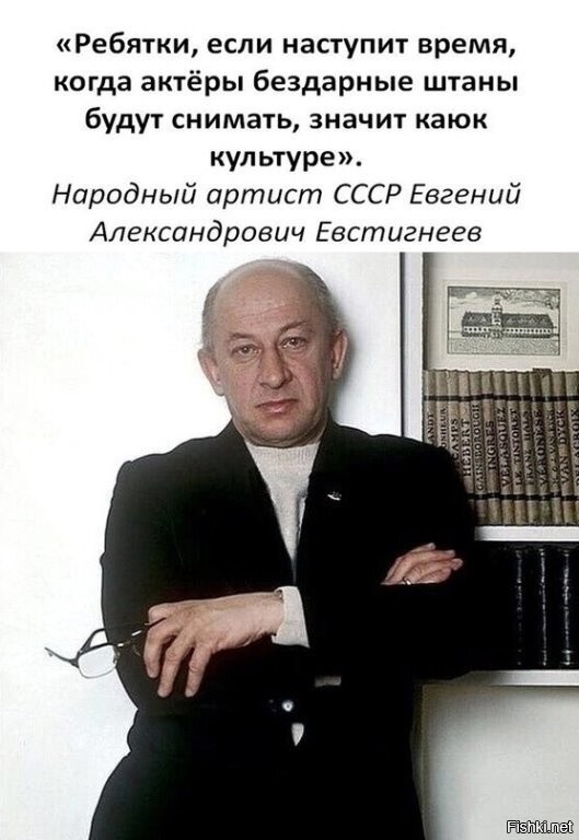 Зрители пожаловались на откровенные наряды танцовщиц на концерте Наташи Королёвой