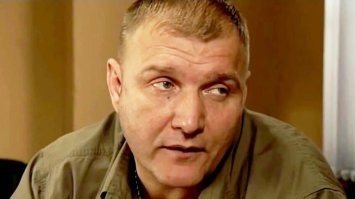 Джексон не хочет идти в комнату