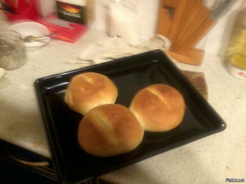 Попробовал раз, не получилось. Вернее получились "булки", хотя и вкусные.