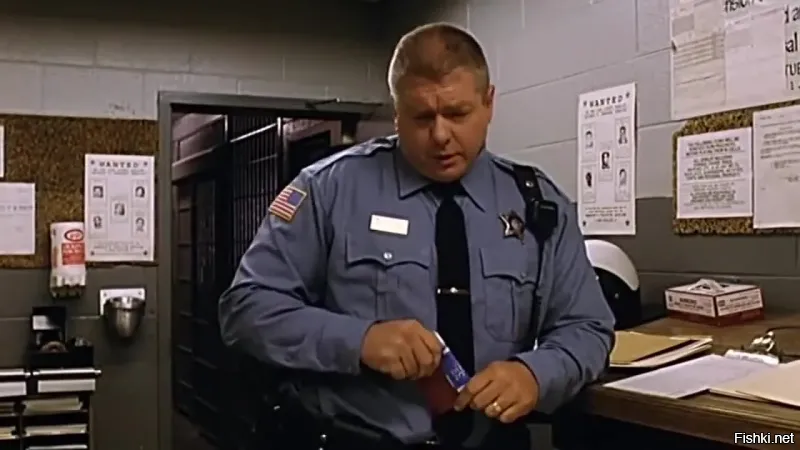 Драка и погром в салоне оптики